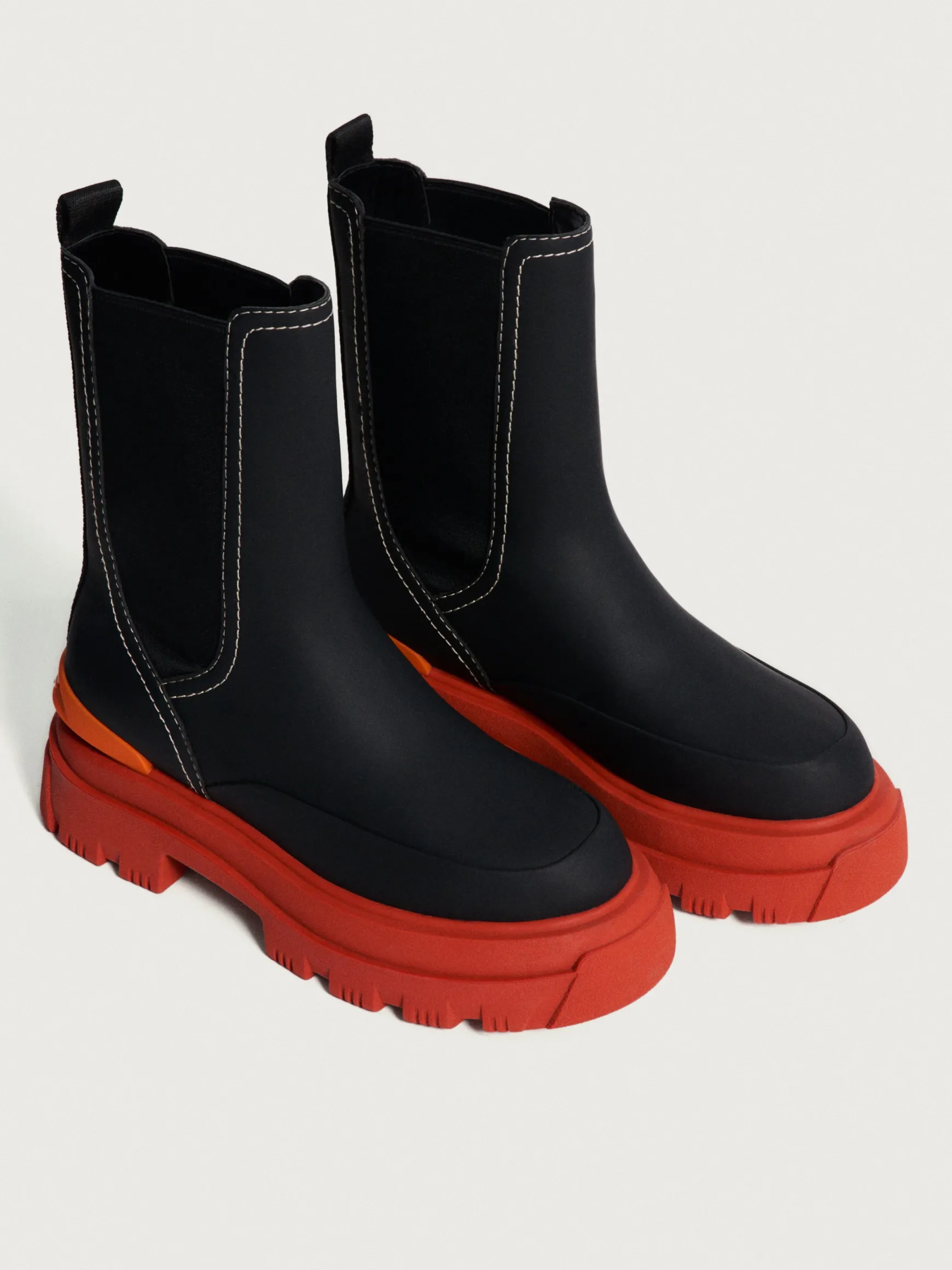 BOTTE LAKE NOIR