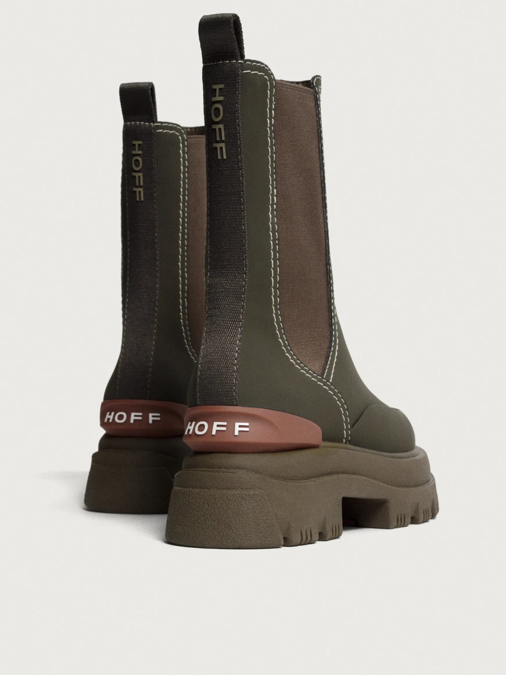 BOTTE LAKE TAUPE